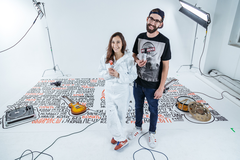 &quot;Бумбокс&quot; презентовали необычный клип на новую песню &quot;Люди&quot;